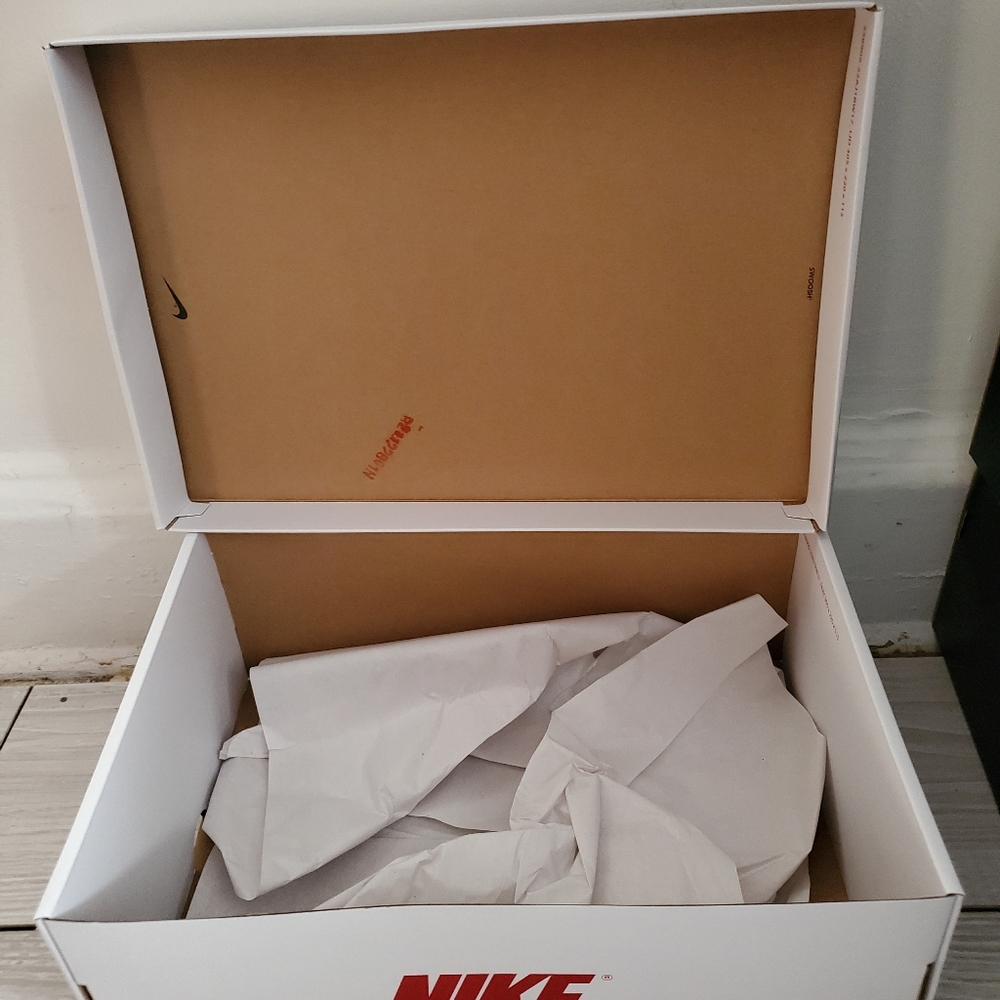 Nike empty box - Picture 4 of 5